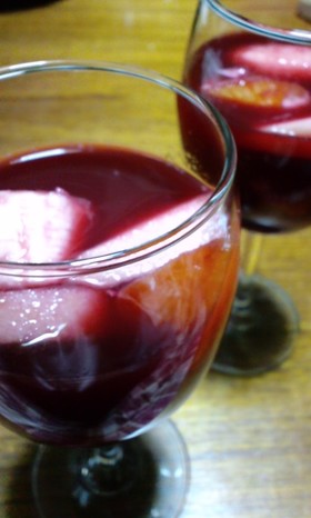 野菜ジュースでノンアルコールサングリア風