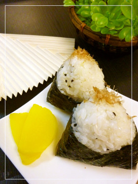 わさび×昆布茶風味 鰹醤油のおにぎり