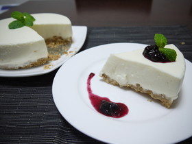 簡単で失敗なしの美味しいレアチーズケーキ