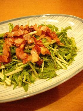生が美味しい♪水菜とベーコンの和風サラダ