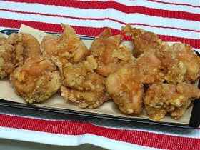 鶏の唐揚げ