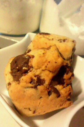 ＨＭで簡単★チョコチャンクスコーン
