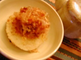 焼きおにぎりのごま茶漬け