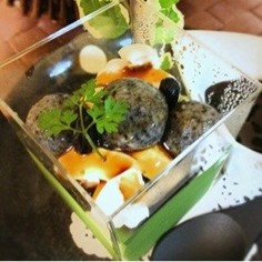 黒ごま豆腐白玉~抹茶スイーツ添え~ 黒ごま豆腐白玉~抹茶スイーツ添え~