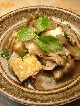 舞茸と厚揚げの薄味煮。