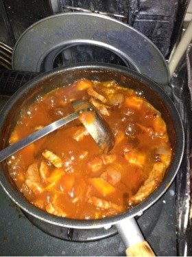 豚肉の赤ワイン煮込み