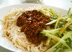 夏にピッタリ!!素麺で簡単ジャージャー麺