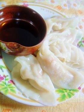 ダシがじわ~っ。。。!の、ちくわ餃子。