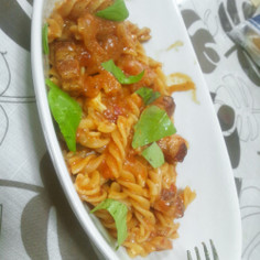 トマトチーズパスタ