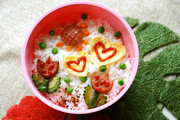 お弁当☆キャラ弁 ごはんにお絵かき♪の写真
