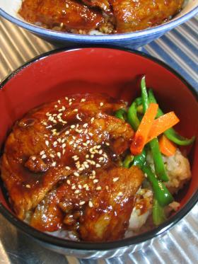 ◎豚バラ丼◎韓国風(コチュジャン入り)