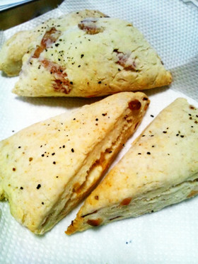 ベーコンとチーズのお食事スコーン