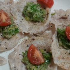 しゃぶしゃぶ豚肉のねぎ塩ダレ巻き