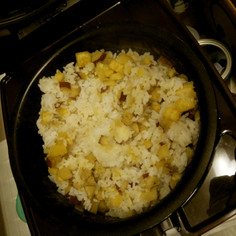丁度良い塩加減のさつまいもご飯