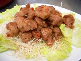 タプロ（大豆タンパク）のエスニック風