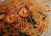 海老とほうれん草のトマトソースパスタ。