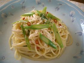 鶏のササミとアスパラの冷製ペペロンチーノ