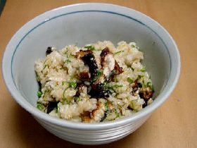 ウナギ一匹♪家族でドンブリ