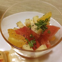 チーズとトマトのサラダ チーズとトマトのサラダ