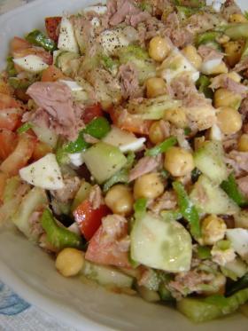 お豆入りピカディージョ(Picadillo con garbanzo)