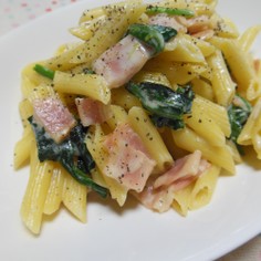 ペンネで簡単クリームパスタ ペンネで簡単クリームパスタ