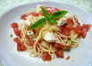 トマトとモッツァレラの冷製パスタ