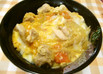 ★塩麹で柔らか鶏のもも肉で親子丼です。♪