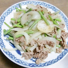 夏！みずと玉ねぎと牛肉のごま油炒め