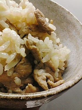 豚肉と舞茸のたきこみご飯