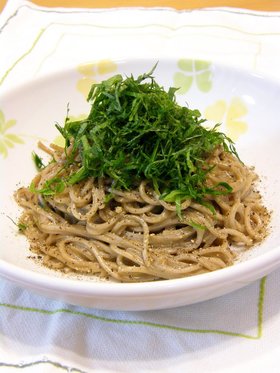 お蕎麦を使って♪超簡単で美味しい！和風パスタ