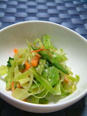 キャベツとアスパラのナムル