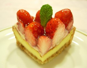 春うらら☆苺のチーズタルト☆