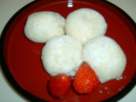 いちごクリーム大福