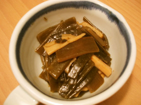 茎わかめと筍の煮物