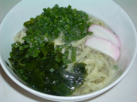 わかめうどん
