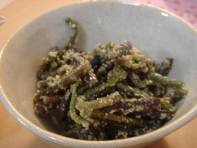 簡単わらびの胡麻和え