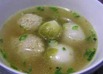 ころころ芽キャベツと里芋と鶏団子のスープ
