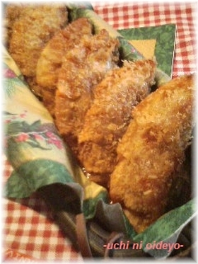 ミートソース缶で☆餃子の皮のミニピロシキ