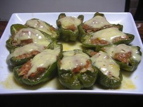 ピーマン肉詰めチーズ乗っけ