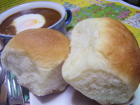 いつだって焼きたてがいい♪ちいさいパン