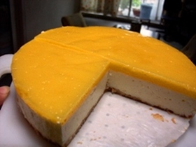 マンゴーレアチーズケーキ