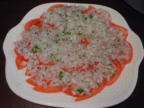 (∵)屋：シャキシャキトマトサラダ