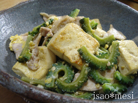 味付けは顆粒ダシで！ゴーヤチャンプルー