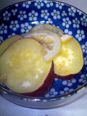 サツマイモのレモン煮～v(*'-^*)ゞ