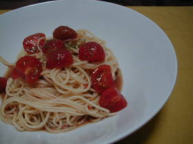 トマトの冷製パスタ