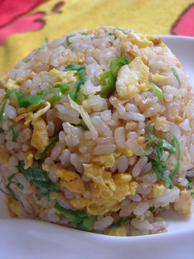葱と卵のシンプル炒飯♪