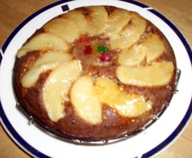 懐かしい。。桃の炊飯器ケーキ