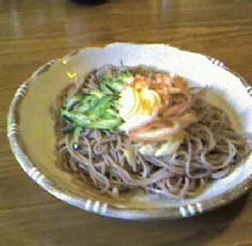 冷やしサラダそば