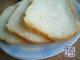 耳までやわらか♪きよ君の食パン