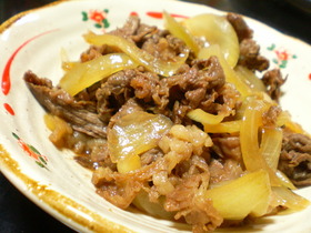 ご飯がススム！！牛肉と玉ねぎの甘辛炒め